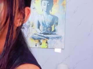 littlee-emily live webcam show