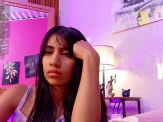 Emily live cam preview