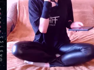 BlackFox18's Live Sex Cam Show