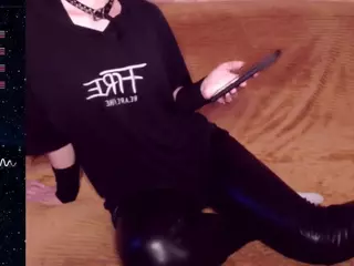 BlackFox18's Live Sex Cam Show