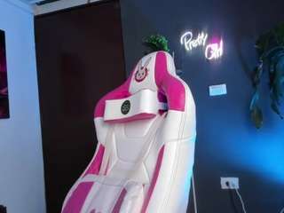 emilyjhonsonn Orgasm live webcam