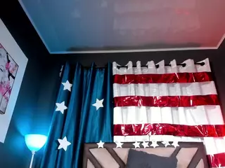 EmilyJhonsonn's Live Sex Cam Show