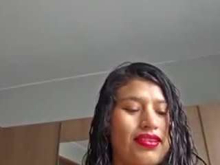 noemi1999 Live Webcam on CamSoda