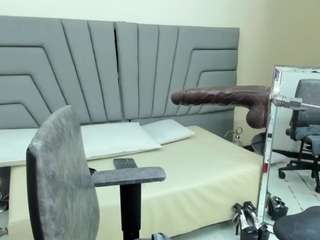 angie-will Live Webcam on CamSoda