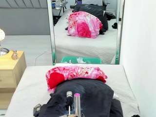 Angie Will live webcam show