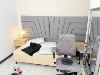 Angie Will live webcam show
