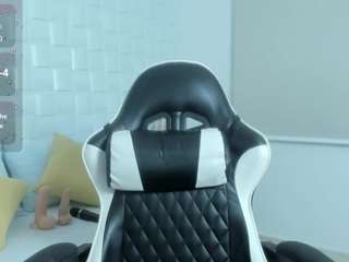 Este modelo está ao vivo agora. dayana-sweet1