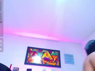 louisenails's Live Sex Cam Show