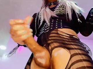 MISTRESS EDGGY