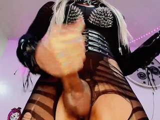 MISTRESS EDGGY