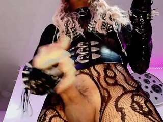 MISTRESS EDGGY