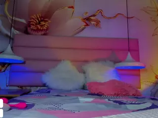 Blondie-Cute's Live Sex Cam Show