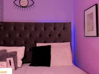daniela-tovar Live Webcam on CamSoda