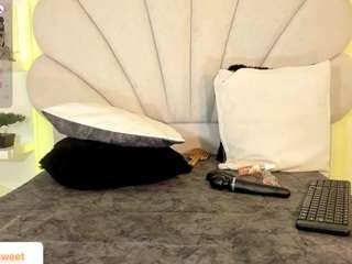  daniela-tovar chat room