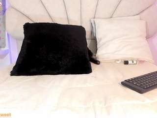 daniela-tovar Live Webcam on CamSoda