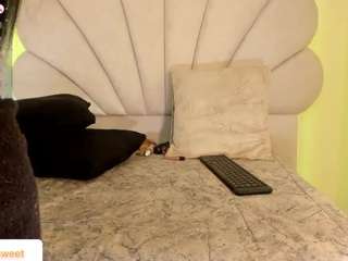  daniela-tovar chat room