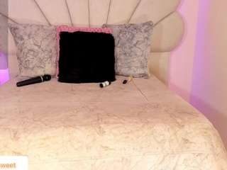  daniela-tovar chat room