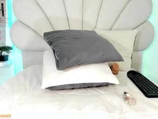 daniela-tovar Tattoo live webcam