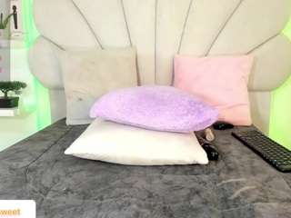 daniela-tovar live cam profile