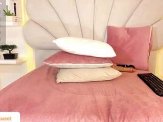 daniela-tovar webcam model