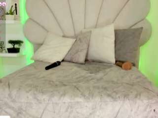 daniela-tovar Live Webcam on CamSoda