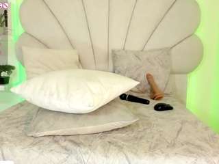 daniela-tovar webcam