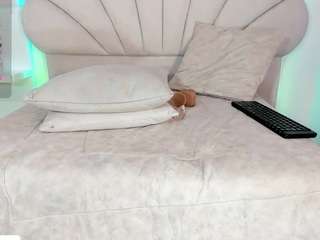 daniela-tovar live webcam show