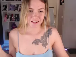 Emmy-Bryan's Live Sex Cam Show