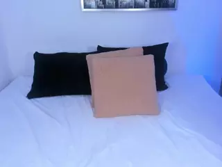 lauren-miller's Live Sex Cam Show