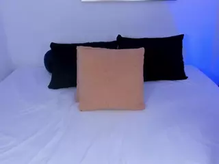 lauren-miller's Live Sex Cam Show