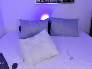 lauren-miller's Live Sex Cam Show