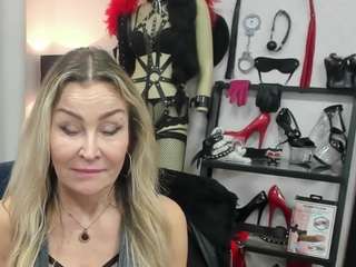 luxcrystal, female webcam model,  years old, on live webcam