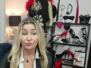 luxcrystal live cam profile