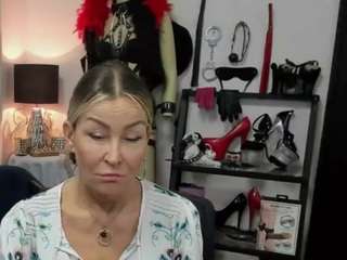 luxcrystal live webcam show