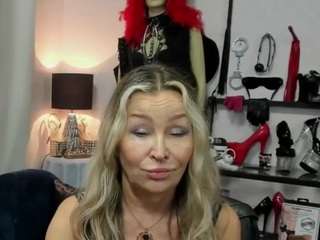 luxCrystal live cam preview