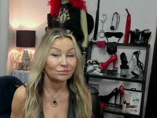 luxCrystal live cam preview