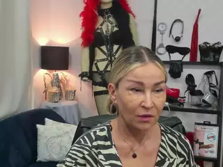 luxCrystal's Live Sex Cam Show
