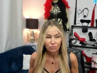 luxCrystal's Live Sex Cam Show