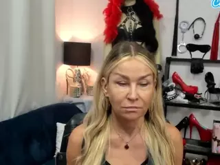 luxCrystal's Live Sex Cam Show