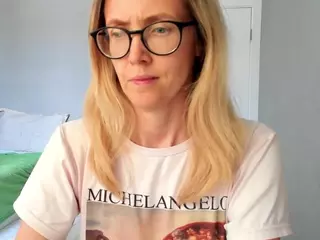 AliceinWonderlandSoda's Live Sex Cam Show