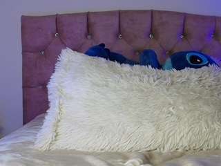 alinna-1 from CamSoda is Freechat