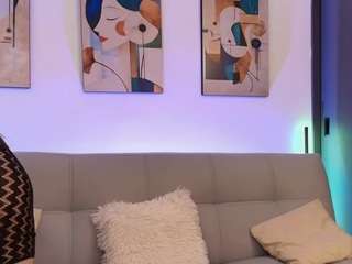 alinna-1 Live Webcam on CamSoda