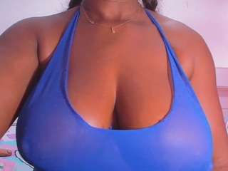 Ten model jest teraz na żywo. greatnipplesxxx