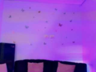 candyloverts222 Live Webcam on CamSoda