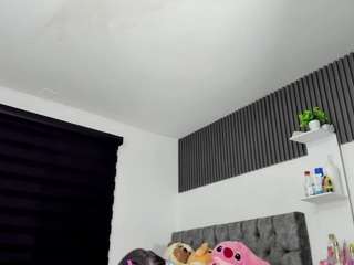 prettyxwendy Live Webcam on CamSoda
