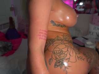 emmagray01 from CamSoda is Freechat