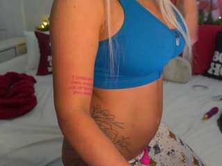 emmagray01 from CamSoda is Freechat