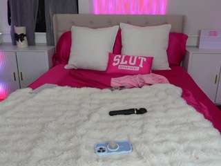 Live webcam model emmagray01 on Soda Cams