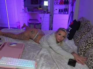 emmagray01 live cam