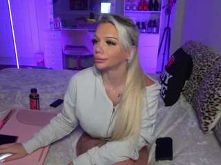 emmagray01 live cam